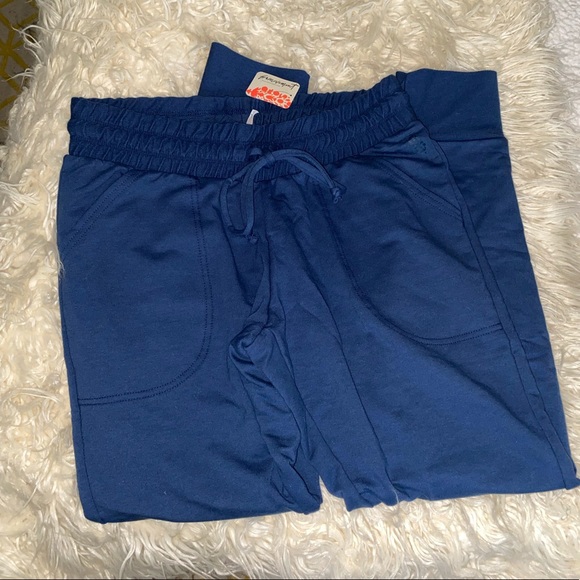 NEW Free People Movement Sweatpants - Picture 2 of 5